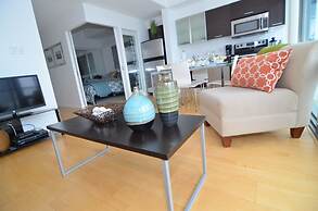 Toronto Escape - The Ruby Pink Suite