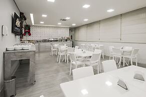 Imperial Plaza Hotel