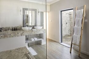 Simbavati River Lodge