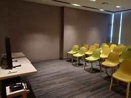 Holiday Inn Express Pune Pimpri by IHG