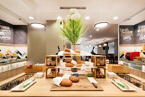 Hampton by Hilton Krakow