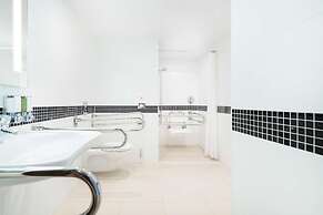 Hampton by Hilton Krakow