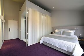 EMAJ Guimarães Boutique Hotel