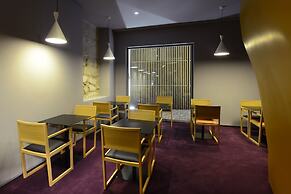 EMAJ Guimarães Boutique Hotel