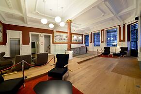 EMAJ Guimarães Boutique Hotel