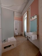 EMAJ Guimarães Boutique Hotel