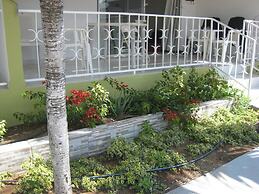 Alablanca Apartments, Residents Inn