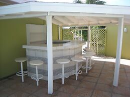 Alablanca Apartments, Residents Inn