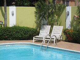 Alablanca Apartments, Residents Inn