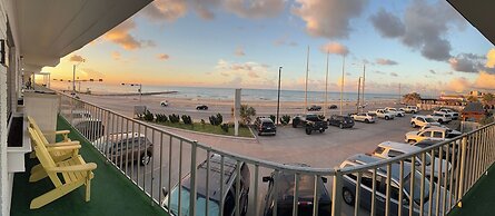Gaido's Seaside Inn