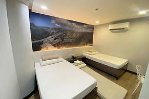 Sugbutel Family Hotel Cebu powered by Cocotel