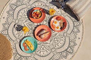 Emerald Villas & Suites