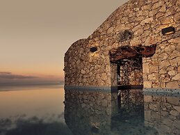 Emerald Villas & Suites