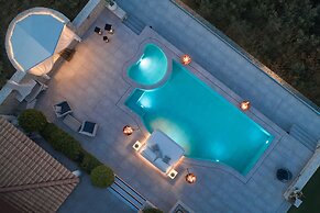 Emerald Villas & Suites