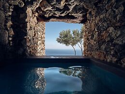 Emerald Villas & Suites