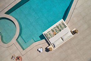 Emerald Villas & Suites