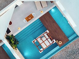 Emerald Villas & Suites