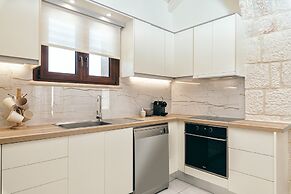 Emerald Villas & Suites