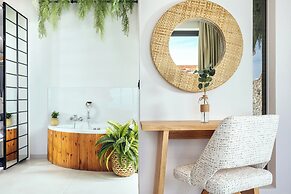 Emerald Villas & Suites