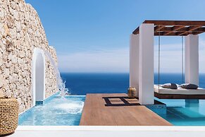 Emerald Villas & Suites