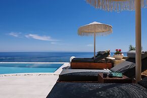 Emerald Villas & Suites