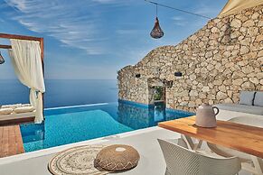 Emerald Villas & Suites