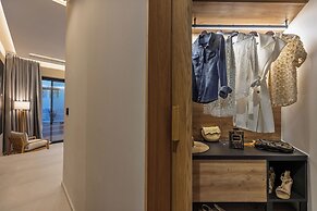 Emerald Villas & Suites