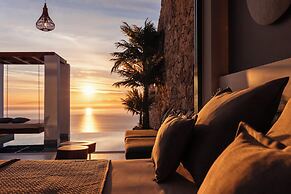 Emerald Villas & Suites