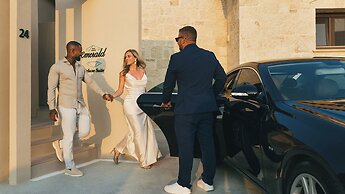 Emerald Villas & Suites