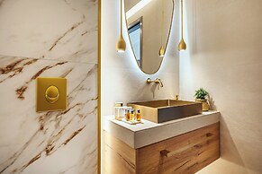 Emerald Villas & Suites