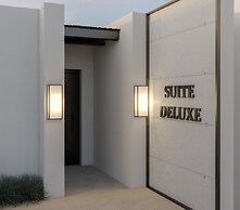 Emerald Villas & Suites