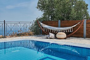 Emerald Villas & Suites