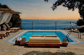 Emerald Villas & Suites