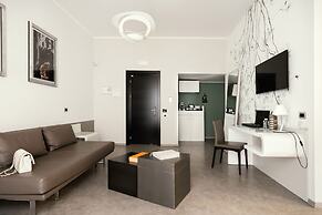 Montenapoleone Suites