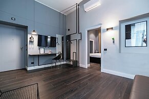 Montenapoleone Suites