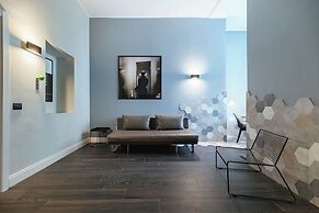 Montenapoleone Suites