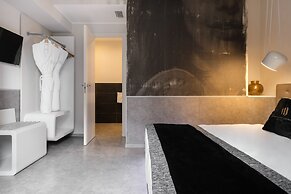 Montenapoleone Suites