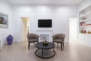 Montenapoleone Suites