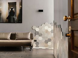 Montenapoleone Suites