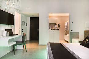 Montenapoleone Suites