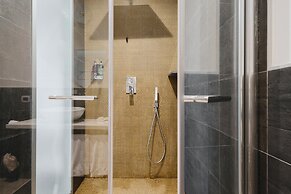 Montenapoleone Suites