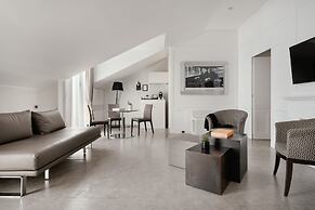 Montenapoleone Suites