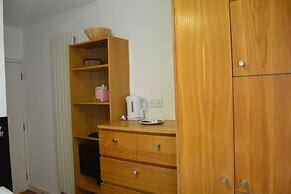 Studios 2 Let North Gower