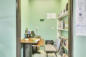 Maravilla Seawall Condos by AB Sea