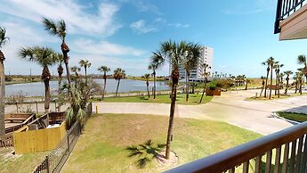 Maravilla Seawall Condos by AB Sea