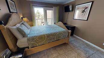 Maravilla Seawall Condos by AB Sea