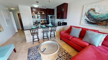 Maravilla Seawall Condos by AB Sea