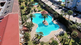 Maravilla Seawall Condos by AB Sea