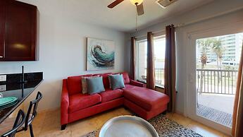 Maravilla Seawall Condos by AB Sea