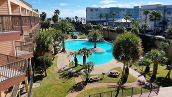 Maravilla Seawall Condos by AB Sea